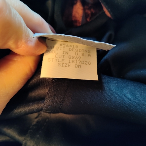 Rabbit Rabbit Rabbit design velvet dress - Picture 8 of 12